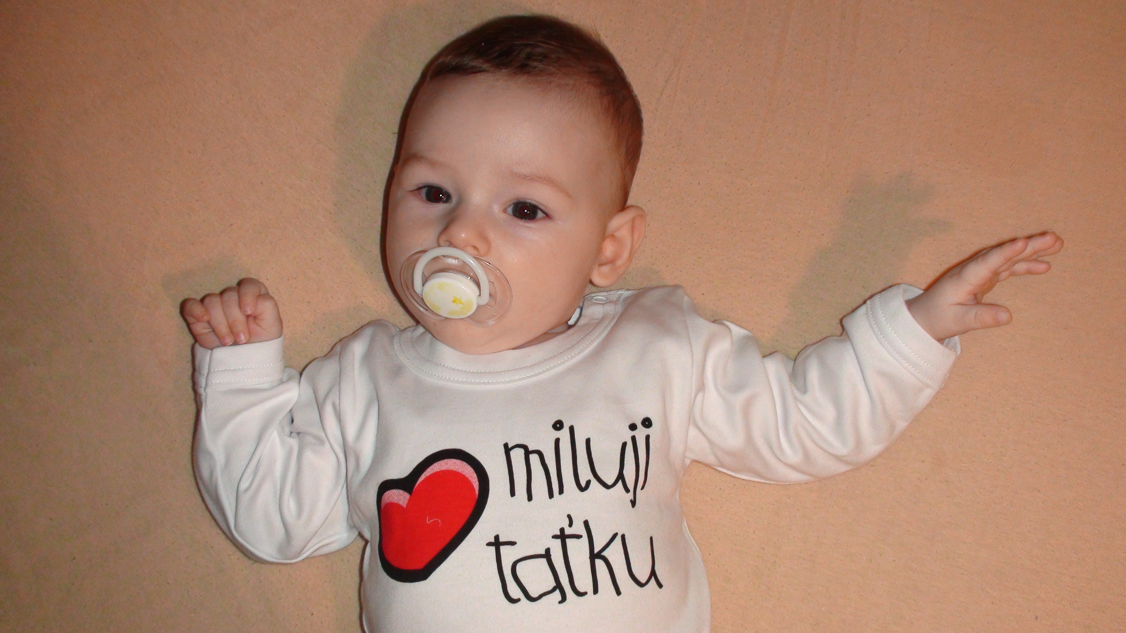 MilujiTaťku.JPG